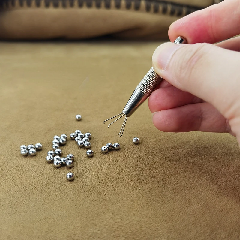 Мини-держатель для пирсинга с  – обзор и цена Body Jewelry Tool
